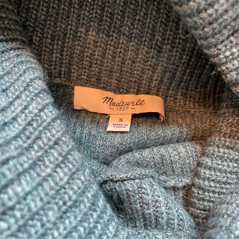 Madewell Turtleneck Sweater, Size Small - Picture 2 of 2